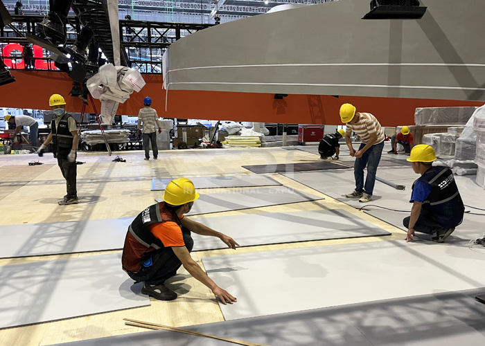 在展會(huì)搭建過程中,如何進(jìn)行有效的風(fēng)險(xiǎn)評(píng)估？